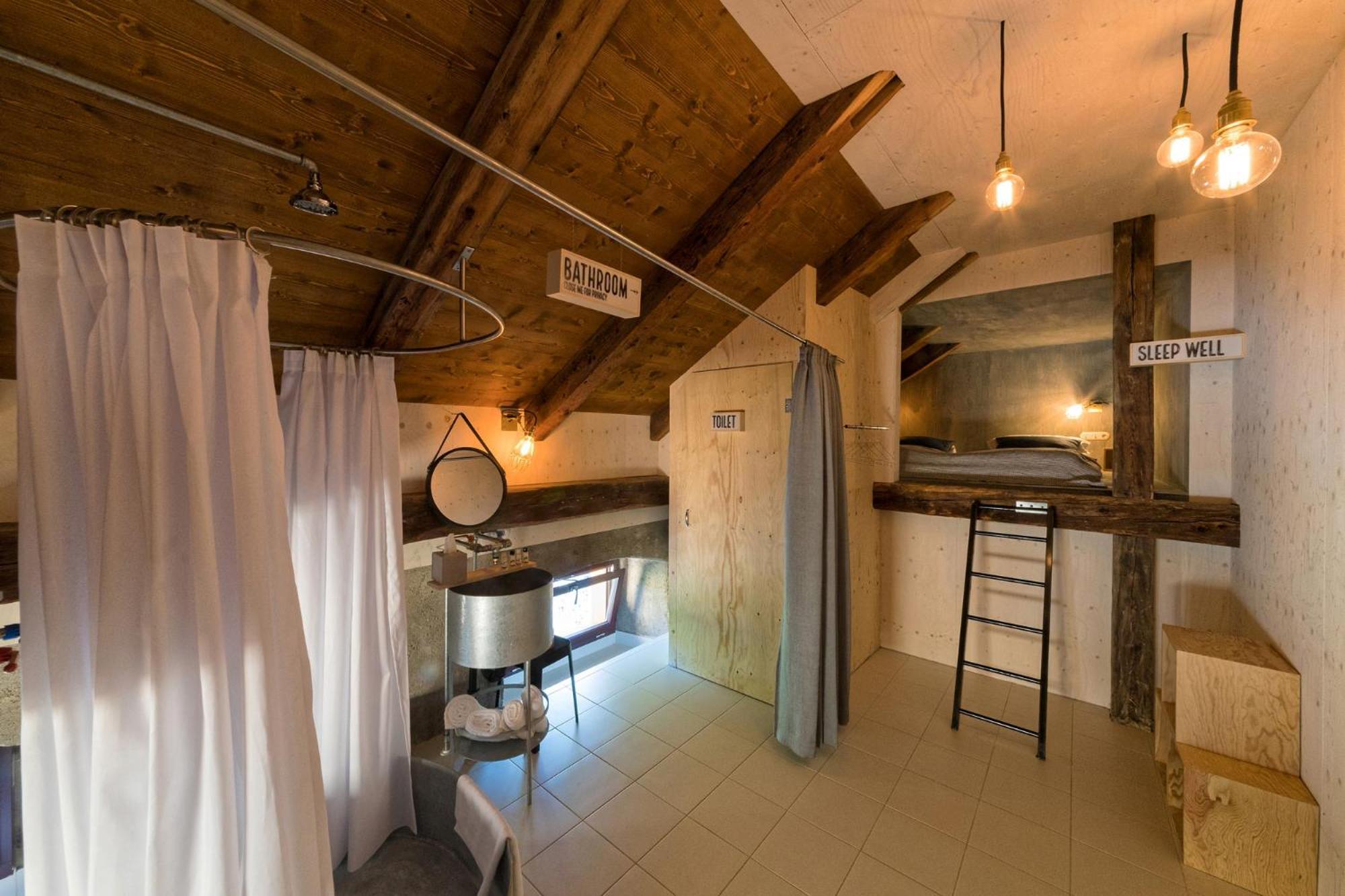 Alter Schlachthof Бресаноне Екстериор снимка